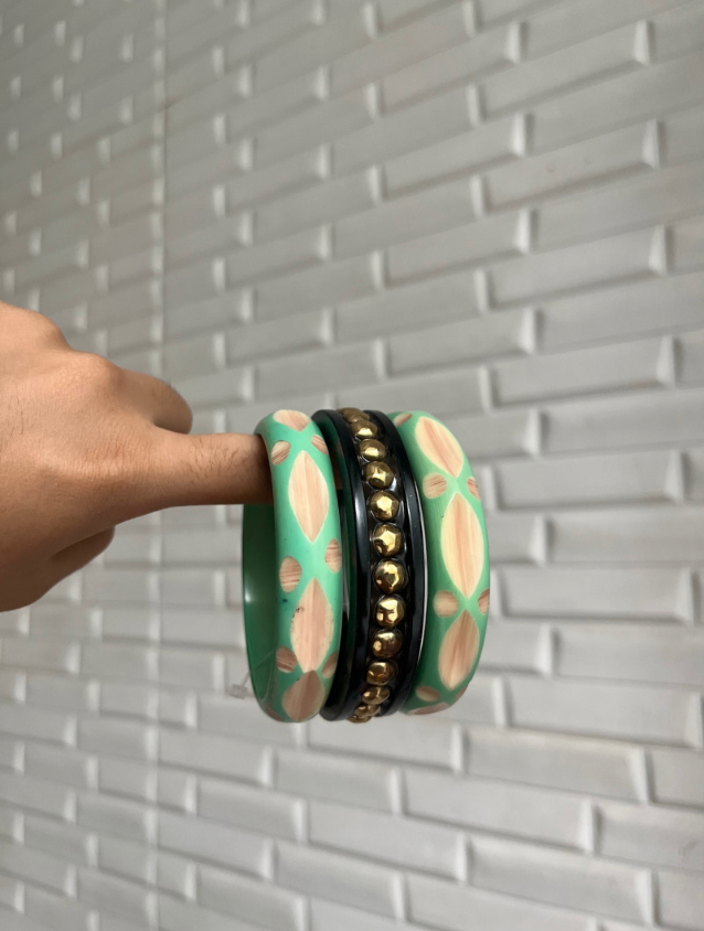Mint & Gold